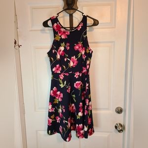 (2049) Soprano Woman's Sleeveless Sun Dress, Size: Large, Black Floral print
